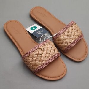 Universal Thread Tan and Pink Woven Sandals - New With Tags - Size 8
